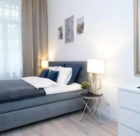 Apartament By Deriko Pelinso Prága